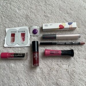 Set of 9 Lipstick Lipgloss Lipliner New Unused